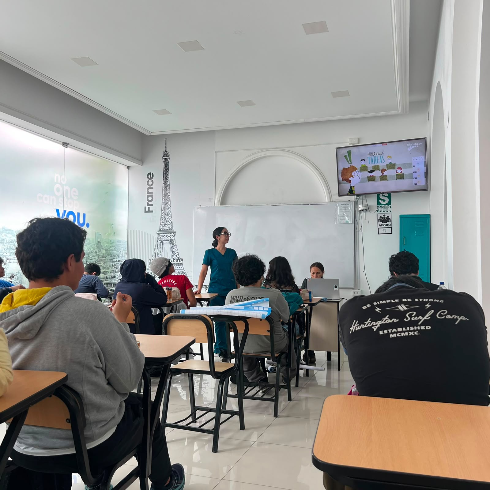 Aula presencial del CEBA San Agustín